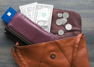 Thầy phong thủy chỉ ra 5 việc cần làm nếu không muốn tiền “rơi” khỏi ví